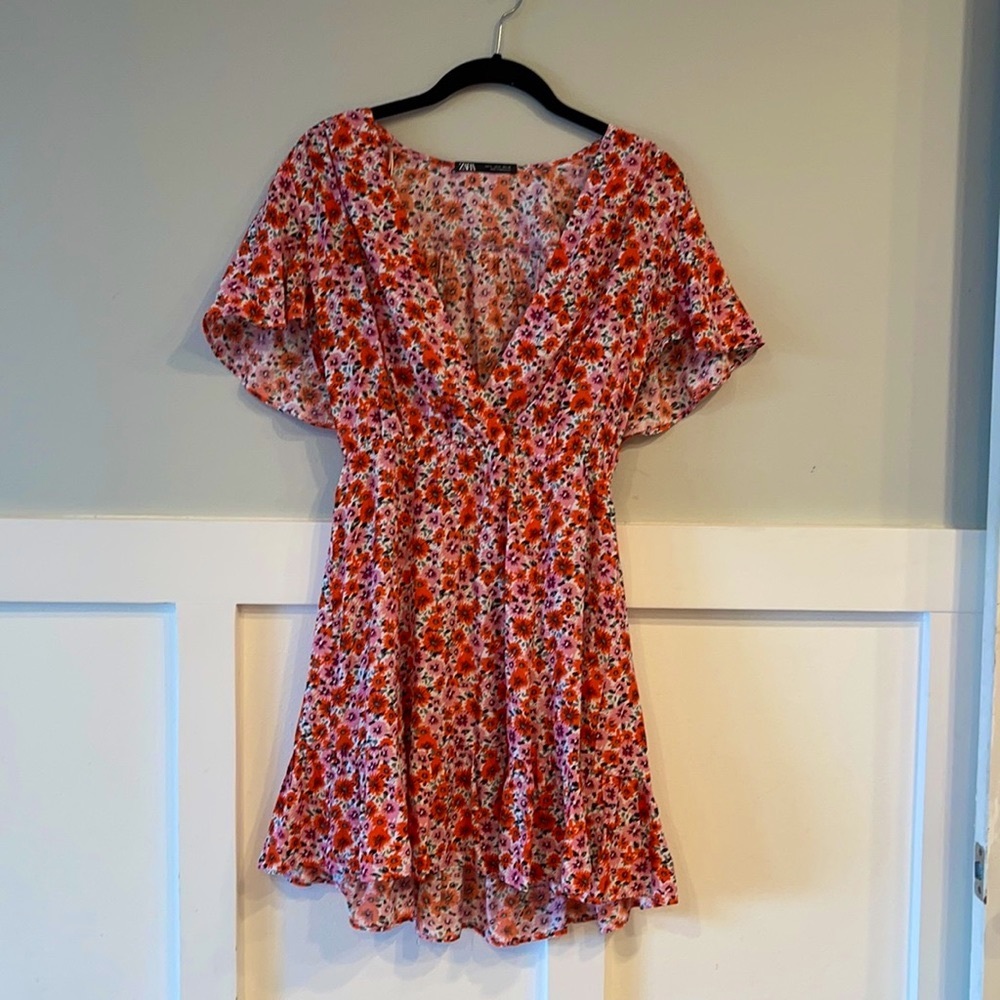Zara floral dress size small